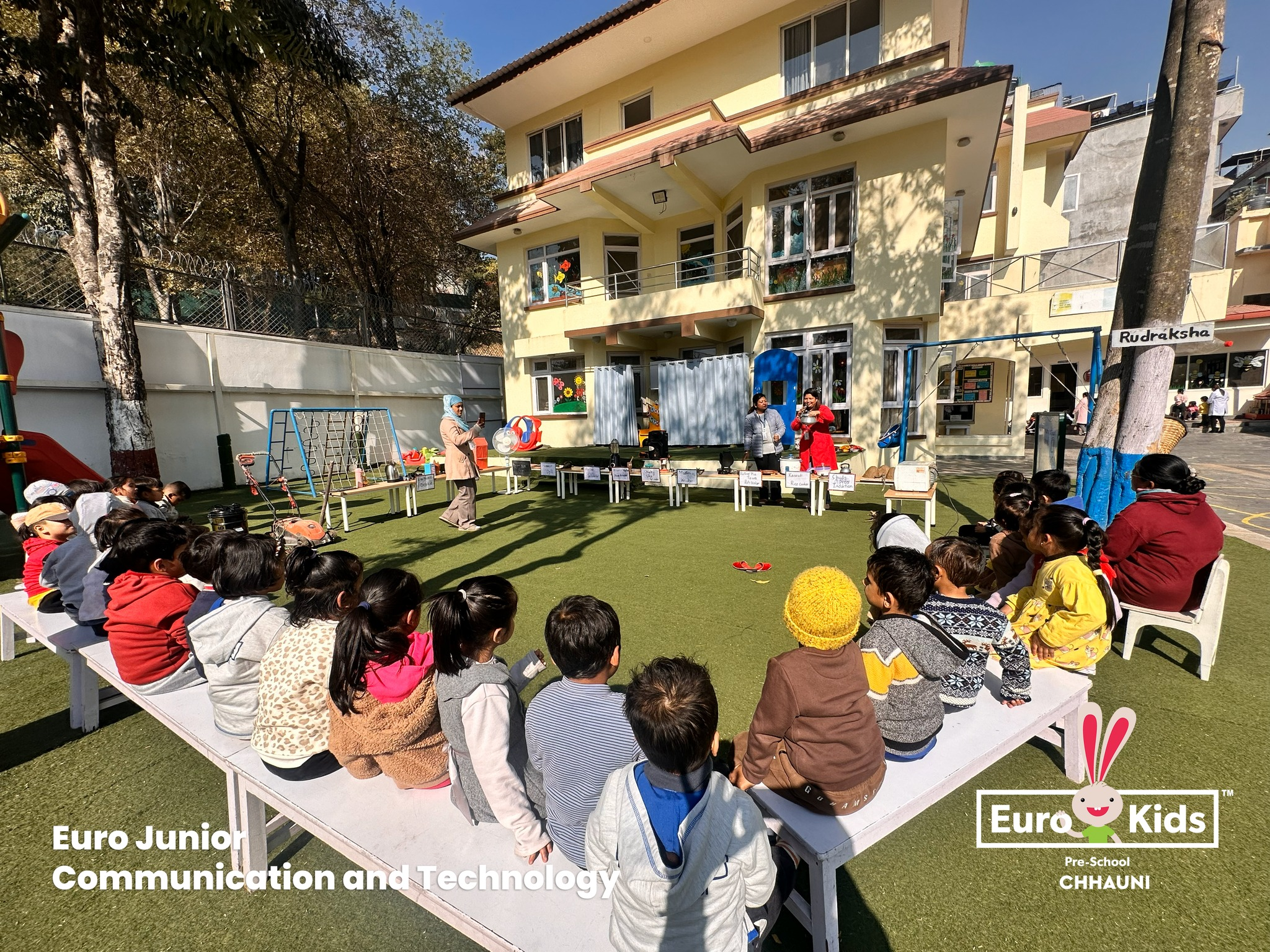 Euro Junior – Communication and Technology